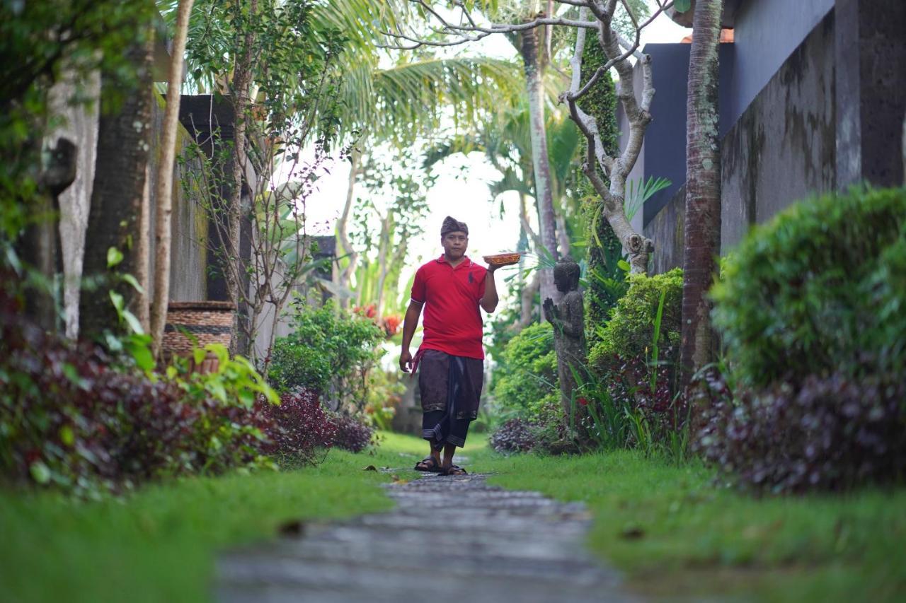 Asri Sari Villa Ubud Exterior photo